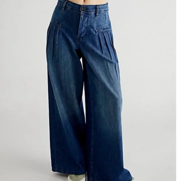 Free People Charlie Wide Leg Pleated Blue Jeans LIKE NEW We the Free - Picture 16 of 16